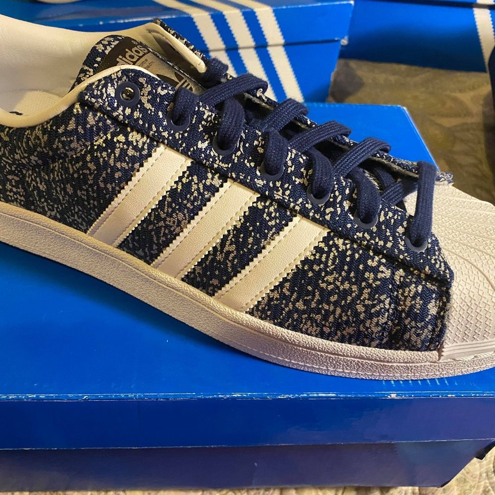 Adidas superstar size 13